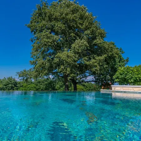 بيت للعطل Krajcar, Rustic Simplicity Hugged By Nature