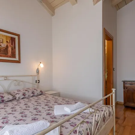 Semesterbostad Krajcar, Rustic Simplicity Hugged By Nature